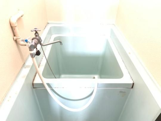 �y���̑��z�@�o�X�^�V�����[