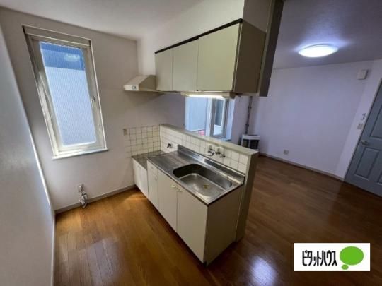 �y���̑��z�@�L�b�`��