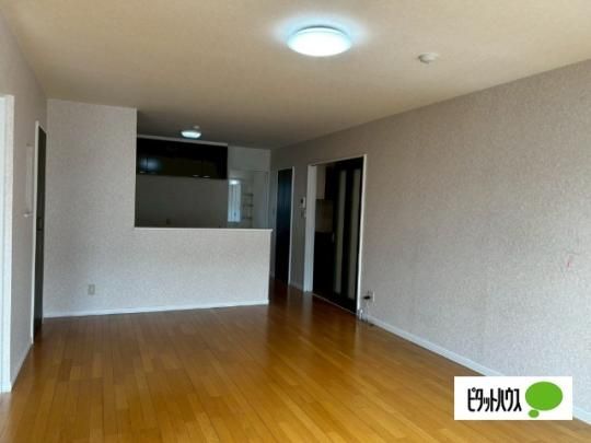 �y���̑��z�@���r���O