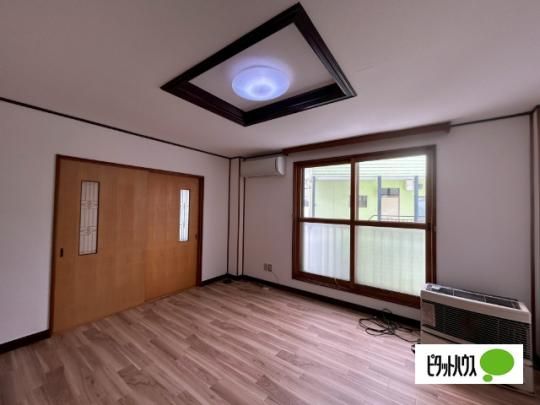 �y���̑��z�@���r���O
