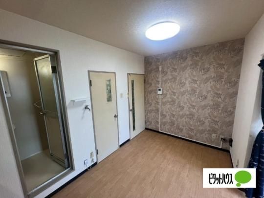 �y���̑��z�@���r���O