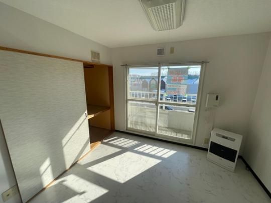 �y���̑��z�@���r���O