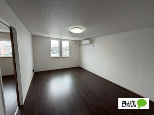 �y���̑��z�@���r���O