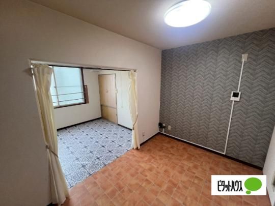 �y���̑��z�@���r���O