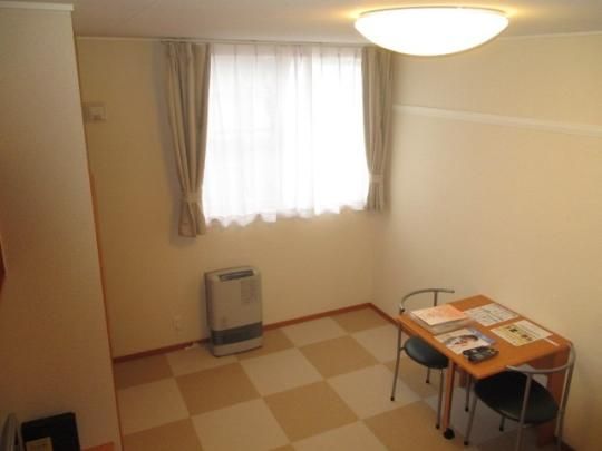 �y���̑��z�@���r���O