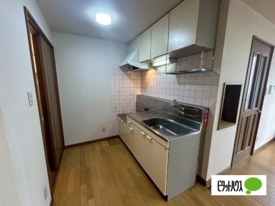 �y���̑��z�@�L�b�`��