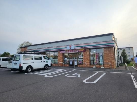 �y���Ӂz�@�Z�u���C���u���эL��c�ʓX�F903m