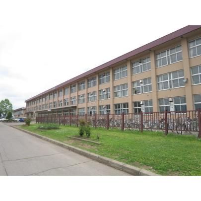 �y���Ӂz�@����s���i�R�쒆�w�Z�F2034m