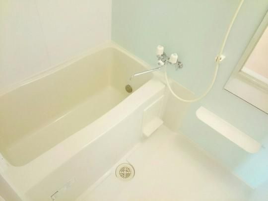 �y���̑��z�@�o�X�^�V�����[