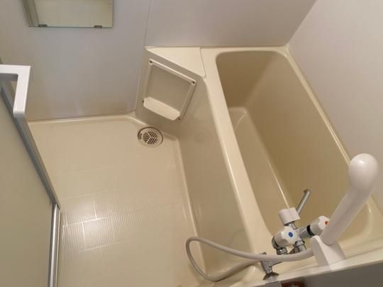 �y���̑��z�@�o�X�^�V�����[