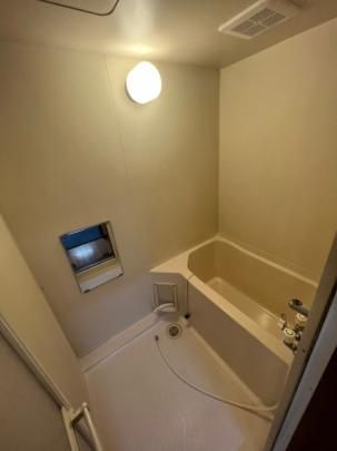 �y���̑��z�@�o�X�^�V�����[