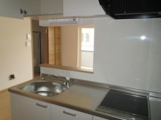 �y���̑��z�@�L�b�`��