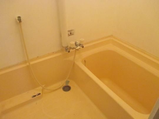 �y���̑��z�@�o�X�^�V�����[