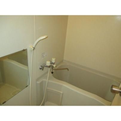 �y���̑��z�@�o�X�^�V�����[