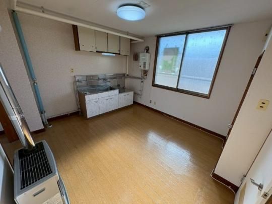 �y���̑��z�@���r���O