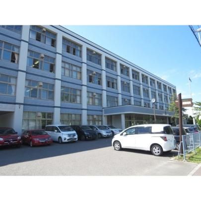 �y���Ӂz�@����s���������w�Z�F542m