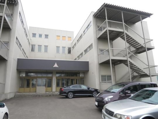 �y���Ӂz�@����s���_�����w�Z�F1744m