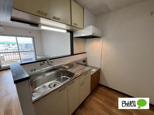 �y���̑��z�@�L�b�`��