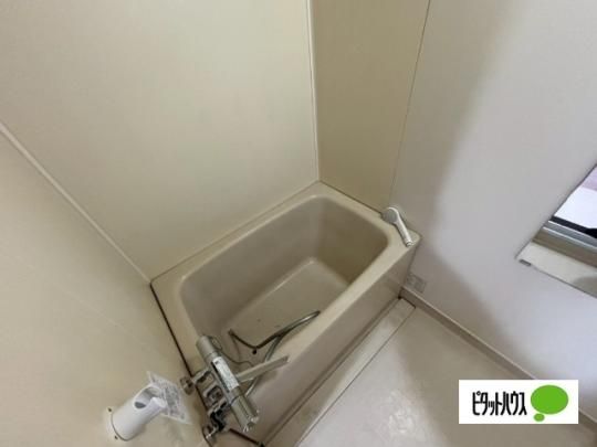 �y���̑��z�@�o�X�^�V�����[