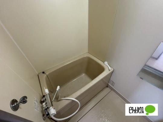 �y���̑��z�@�o�X�^�V�����[