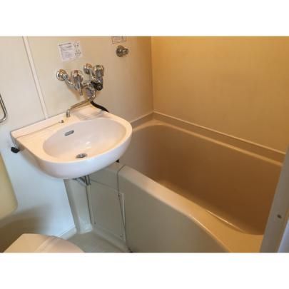 �y���̑��z�@�o�X�^�V�����[