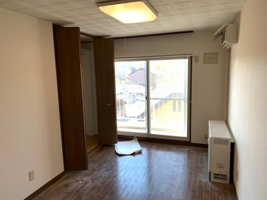 �y���̑��z�@���r���O