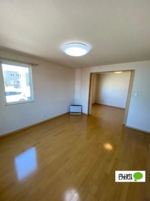 �y���̑��z�@���r���O