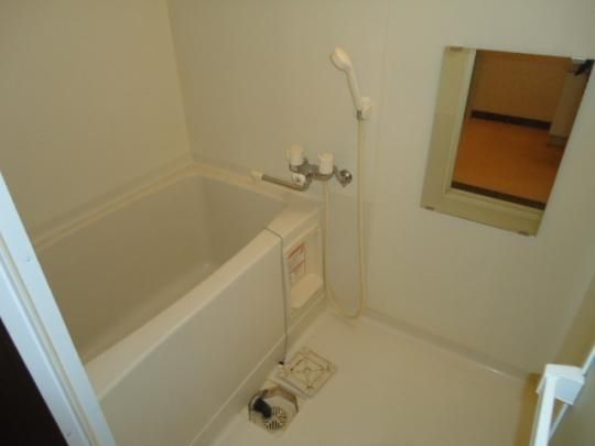 �y���̑��z�@�o�X�^�V�����[