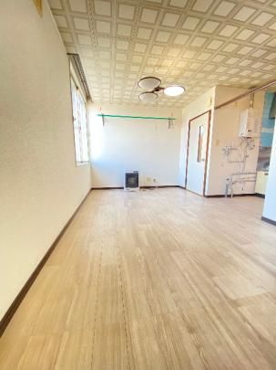 �y���̑��z�@���r���O