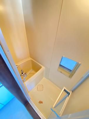 �y���̑��z�@�o�X�^�V�����[