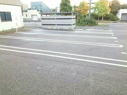 �y���̑��z�@���ԏ�