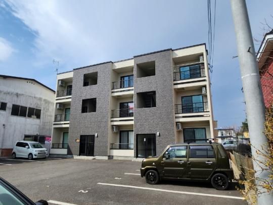arola�i�A���[���j