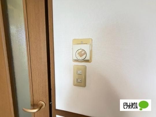 �y���̑��z�@�ݔ�