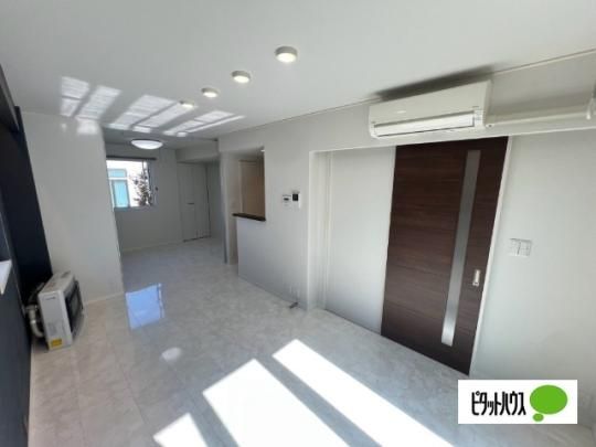 �y���̑��z�@���r���O