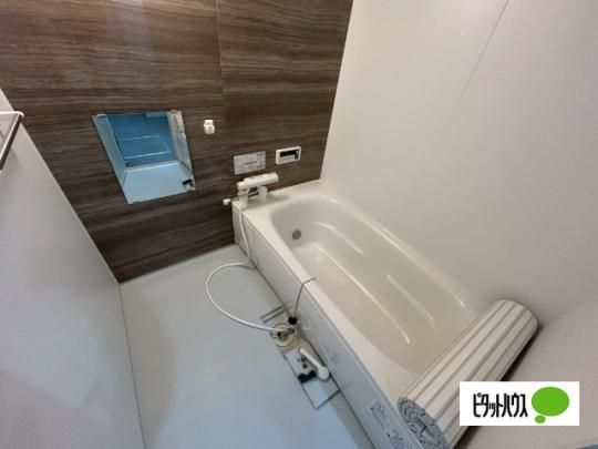 �y���̑��z�@�o�X�^�V�����[