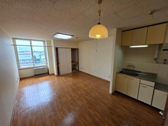 �y���̑��z�@���r���O