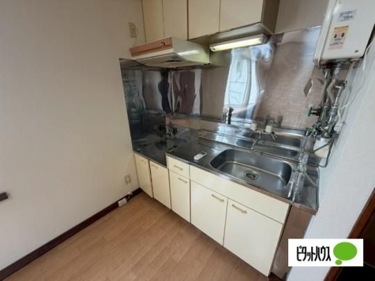 �y���̑��z�@�L�b�`��