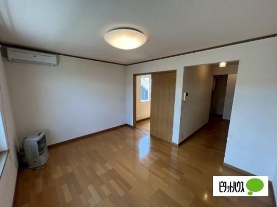 �y���̑��z�@���r���O