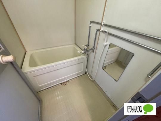 �y���̑��z�@�o�X�^�V�����[