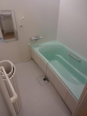 �y���̑��z�@�o�X�^�V�����[