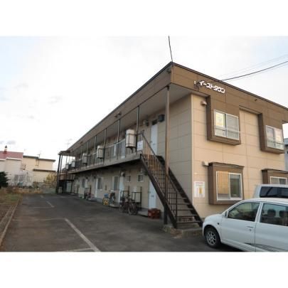 �C�[�X�g�^�E��