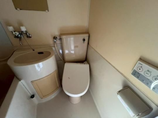 �y���̑��z�@�g�C��