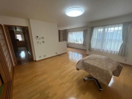 �y���̑��z�@���r���O