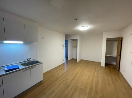 �y���̑��z�@���r���O