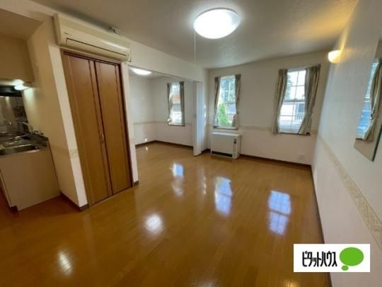 �y���̑��z�@���r���O