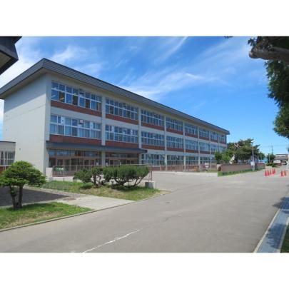 �y���Ӂz�@����s���ߕ����w�Z�F1730m
