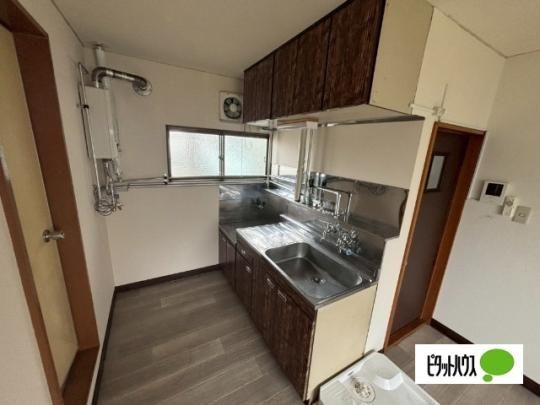 �y���̑��z�@�L�b�`��