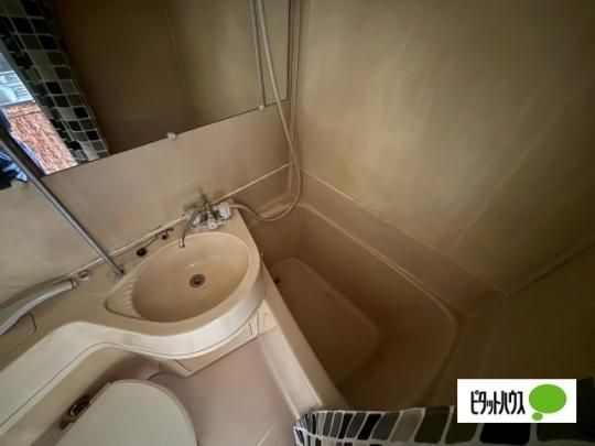 �y���̑��z�@�o�X�^�V�����[