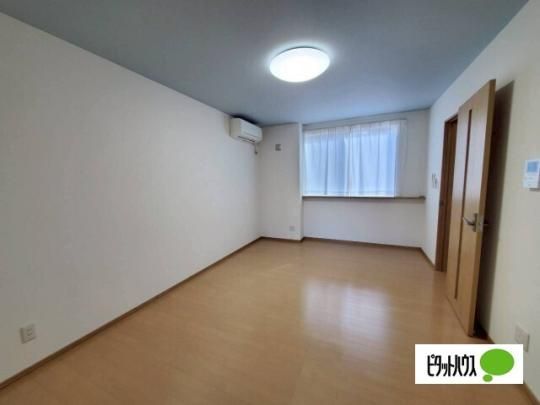�y���̑��z�@���r���O