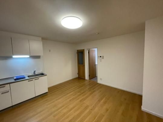 �y���̑��z�@���r���O